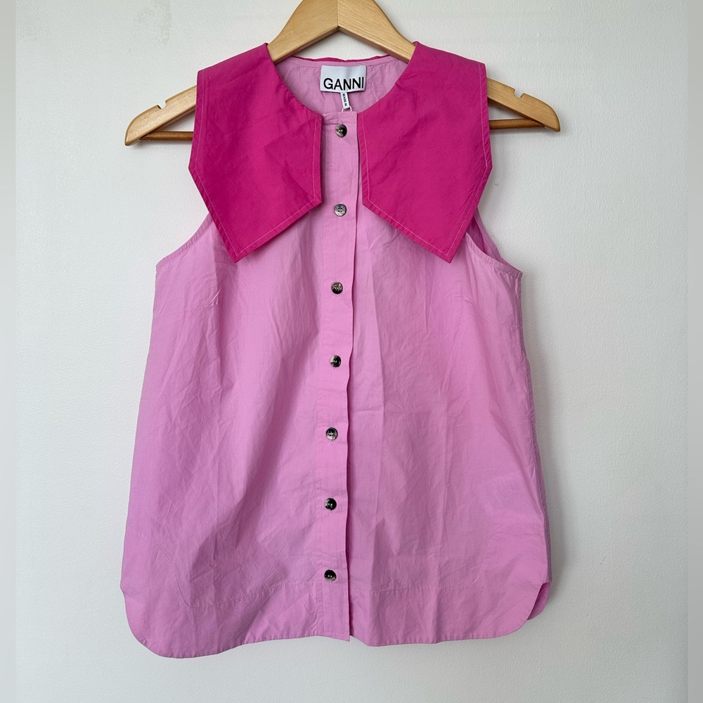 Ganni Pink Two-Tone Sleeveless Blouse with Oversized Collar